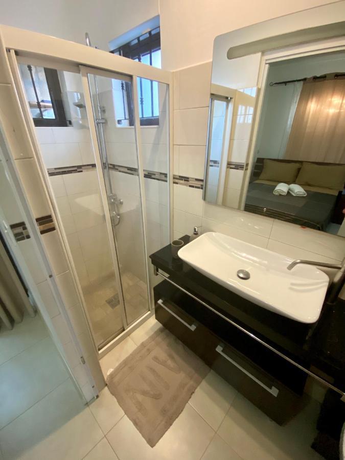 Ebene - Ideal Location In Rose Hill Villa *