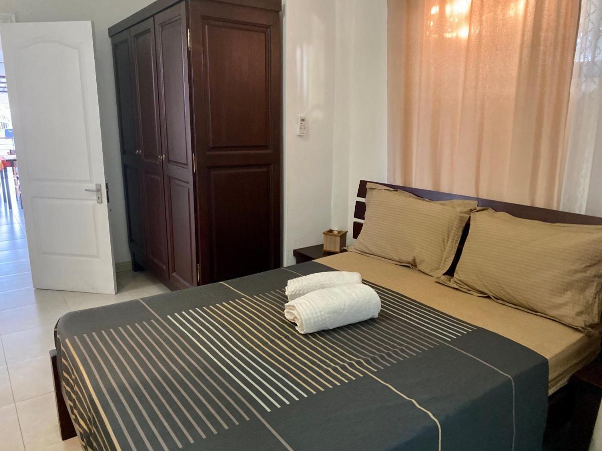 Ebene - Ideal Location In Rose Hill Villa